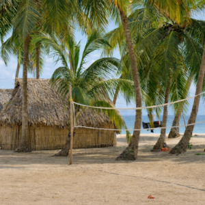 san blas budget hut stay
