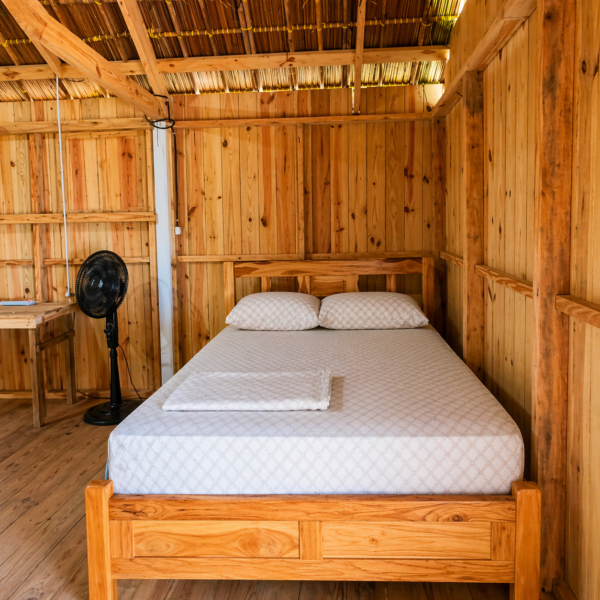 Isla Perro private cabin